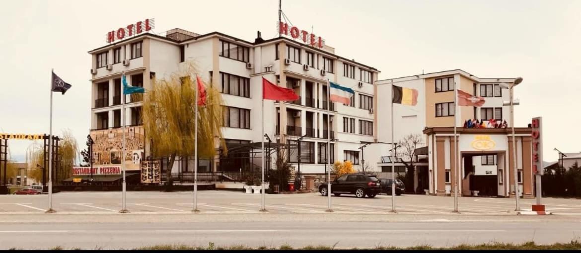 Hotel Ok Призрен Екстериор снимка