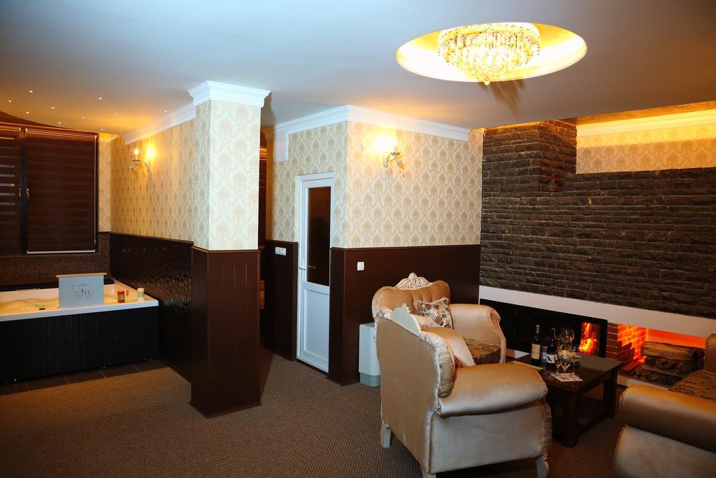 Hotel Ok Призрен Екстериор снимка