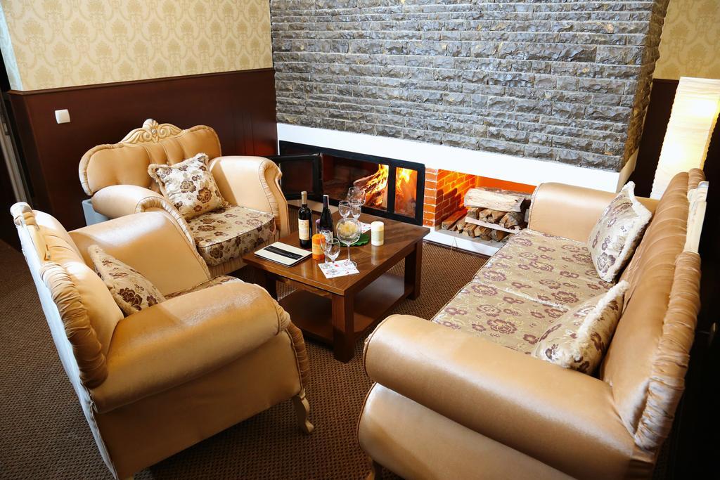 Hotel Ok Призрен Екстериор снимка